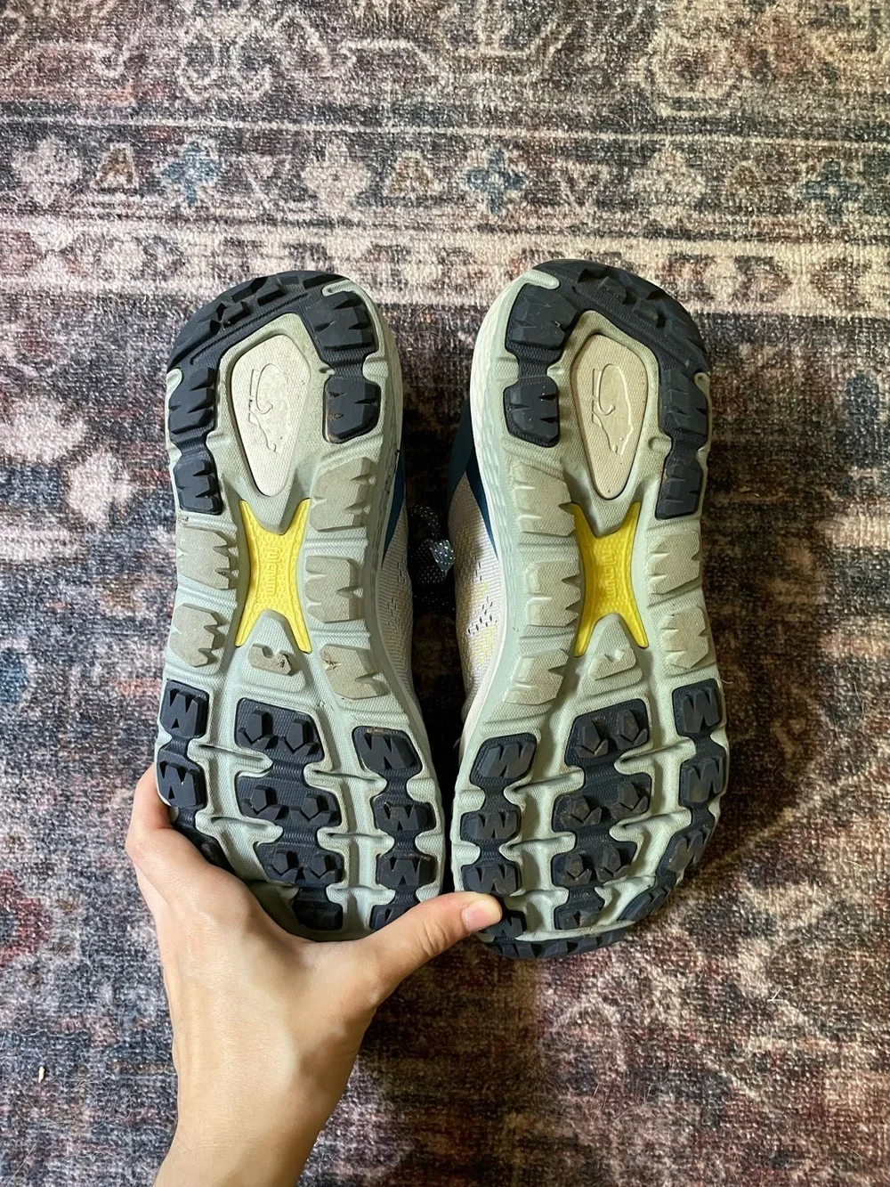 🦈Karhu ikoni trail running shoe🦈